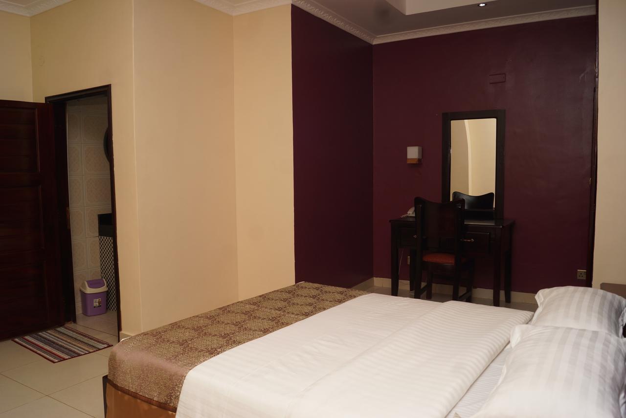 Diamonds Hotel Kampala Exterior foto